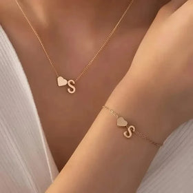 2-Piece Set: Metal Heart And English Letter Necklace And Bracelet