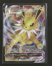 SWSH07: Evolving Skies Jolteon VMAX #051/203