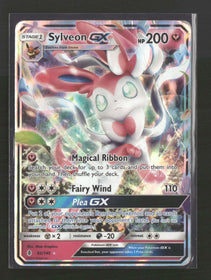 SM - Guardians Rising Sylveon GX #92/145 Damaged