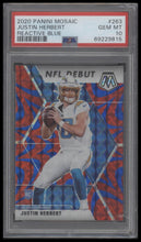 2020 Panini Mosaic Reactive Blue Justin Herbert 10 PSA #263