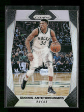 2017-18 Panini Prizm Prizms Silver Giannis Antetokounmpo #182