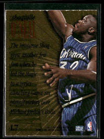 1995-96 SkyBox Premium Larger Than Life Shaquille O'Neal #L7