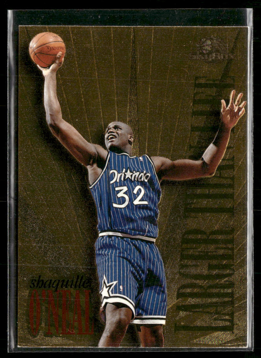 1995-96 SkyBox Premium Larger Than Life Shaquille O'Neal #L7