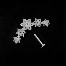 16G 5/16 Clear CZ Gem Floral Internal Thread Labret