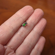 20G 5/16 Light Green Groovy Frog Nose Hoop