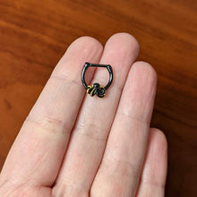 16G 5/16 Black Understated Octopus Cartilage Clicker