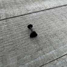 16G 5/16 Black Simple Heart Internally Threaded Labret Tragus