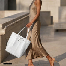 Italian Full-Grain Leather Tote Bag 201718